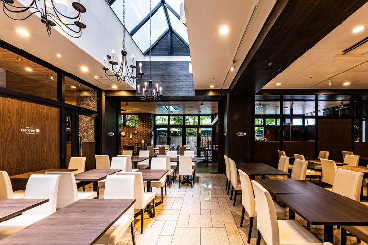 レストラン　店内