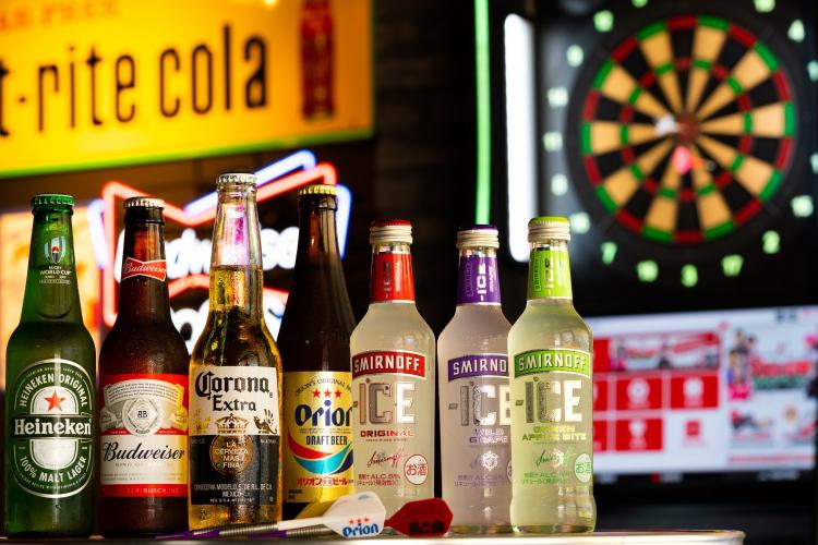 【リゾート内レストラン/ファンキーフラミンゴ】Beer、Wine、カクテル類などのお酒に合わせてスナックやプレート料理をアラカルトでお楽しみいただけます。