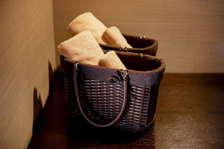 【客室備品】大浴場へはこちらの「湯かご」をお持ち下さい。売店で販売もしております。