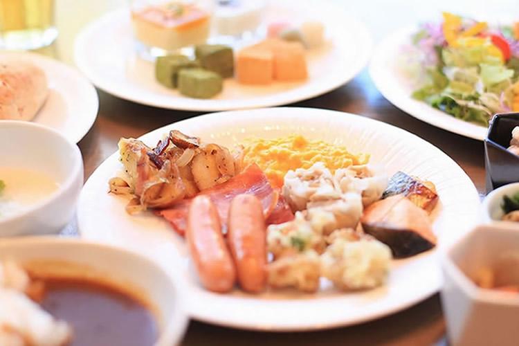 朝食バイキングイメージ