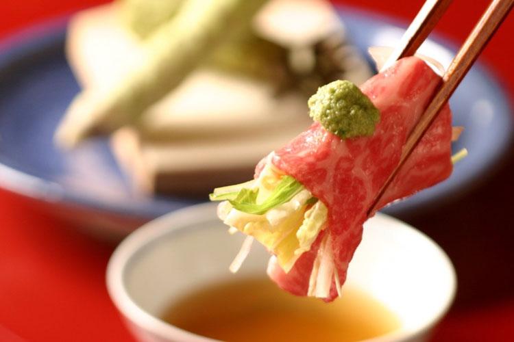 京懐石を楽しめる和食レストラン「月亭」