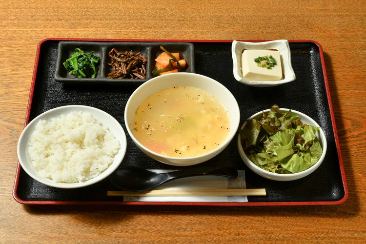 ■玉子スープ　お子様からご年配の方からも人気なオリジナルスープとなっております。　