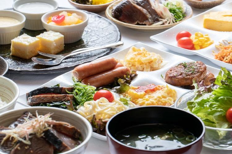 朝食ビュッフェ