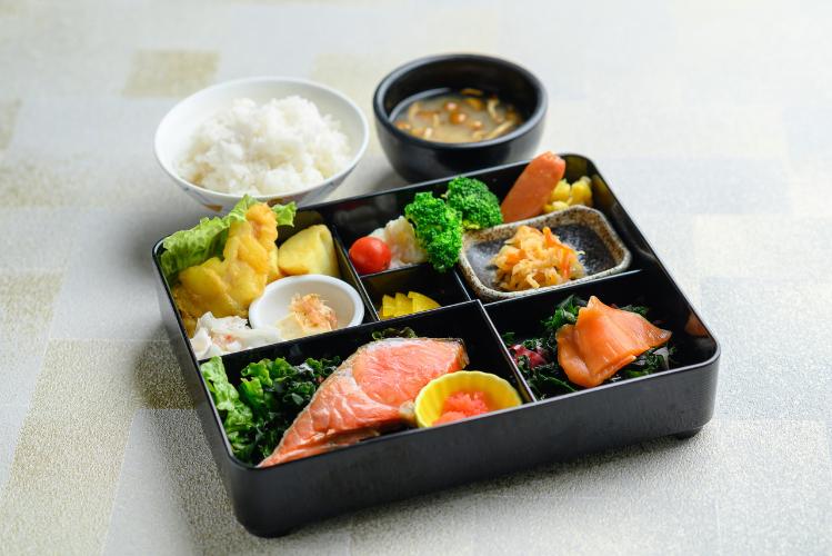★ごはん・お味噌汁・ドリンクは、おかわり自由です。