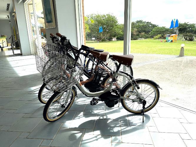 レンタル自転車。自転車2台と電動自転車2台をご用意。