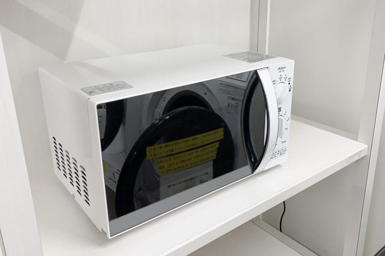 【電子レンジ】ホテル1階イーストウィングにご用意。どなたでもご自由にご利用いただけます。