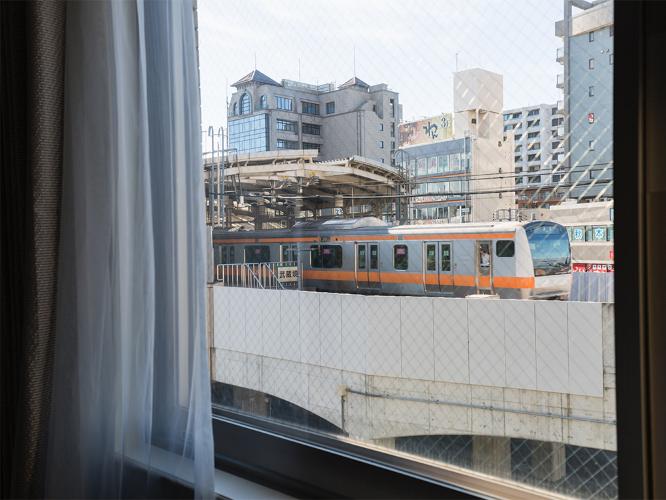 トレインview<BR>【客室】景色 一部トレインビューのお部屋がございます。リクエストをお電話にて承ります。
