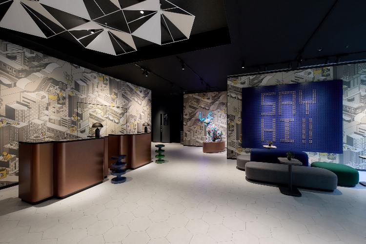 SAY HI（セイ ハイ）