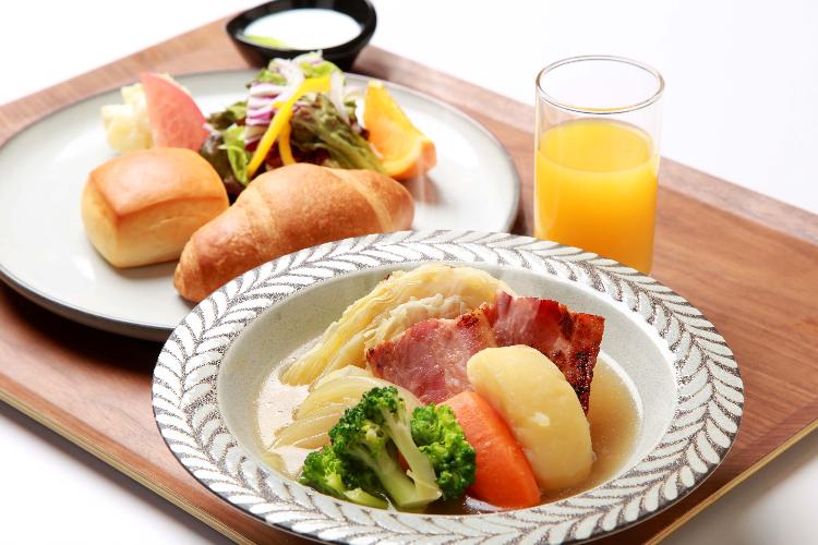 洋朝食「ポトフ」※仕入れ等状況により、料理内容・提供期間が変更となる場合がございます。