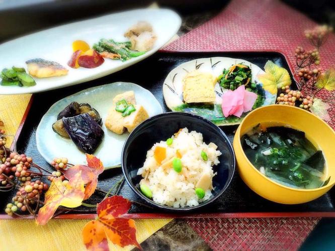 盛り付けイメージ　和食