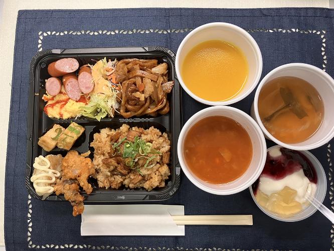 朝食
