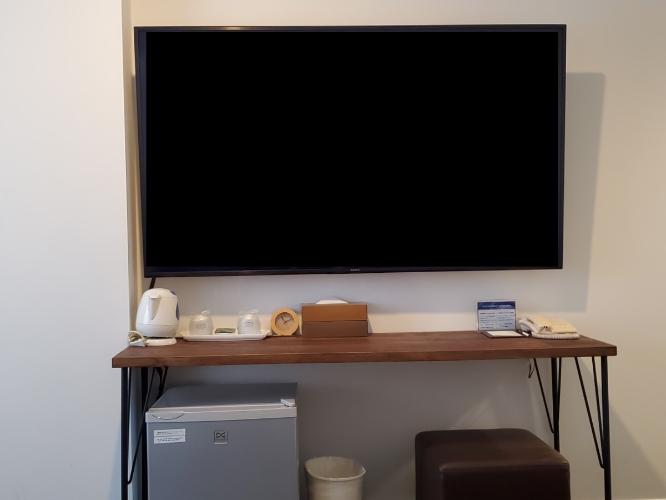 ツインルーム　65インチテレビ