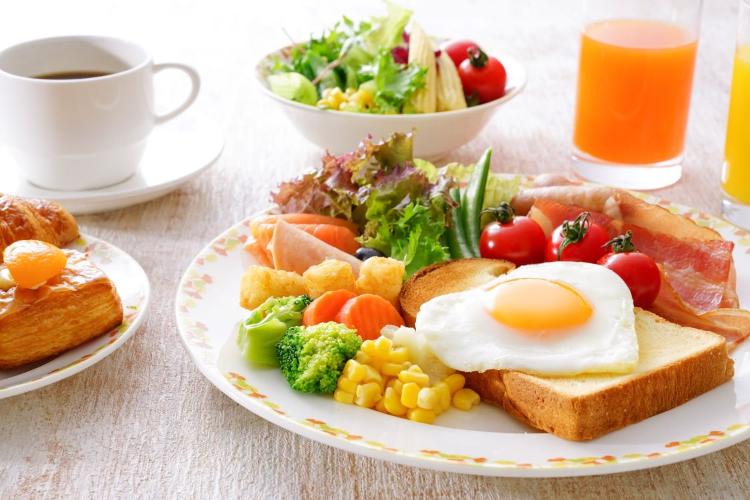 朝食の一例