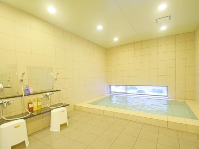 【１階浴室】入替制（男女の入替時間は、館内の案内掲示板でご確認下さい。）