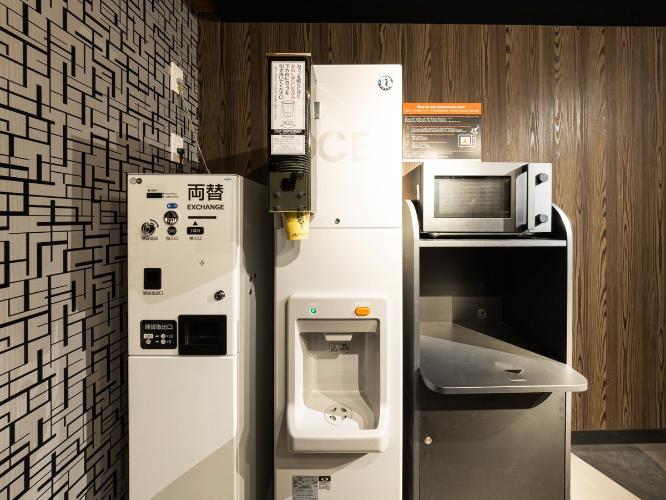 両替機・製氷機・電子レンジ