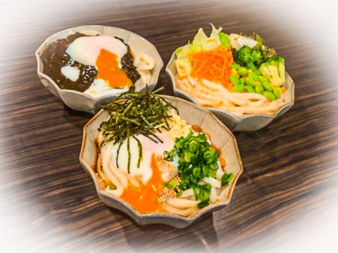 ぶっかけうどん（盛り付け例）