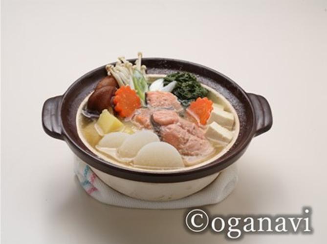 グルメ　鮭鍋