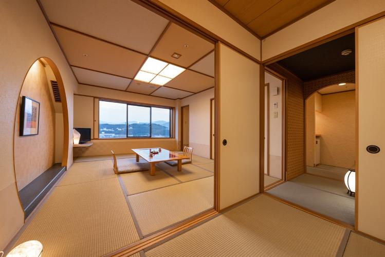 [皆美館]＜優雅＞和室／１０畳+４.５畳／８階〜の高層階-禁煙-