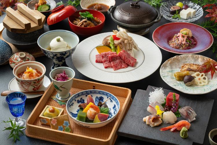 季節を感じるお料理をお楽しみくださいませ