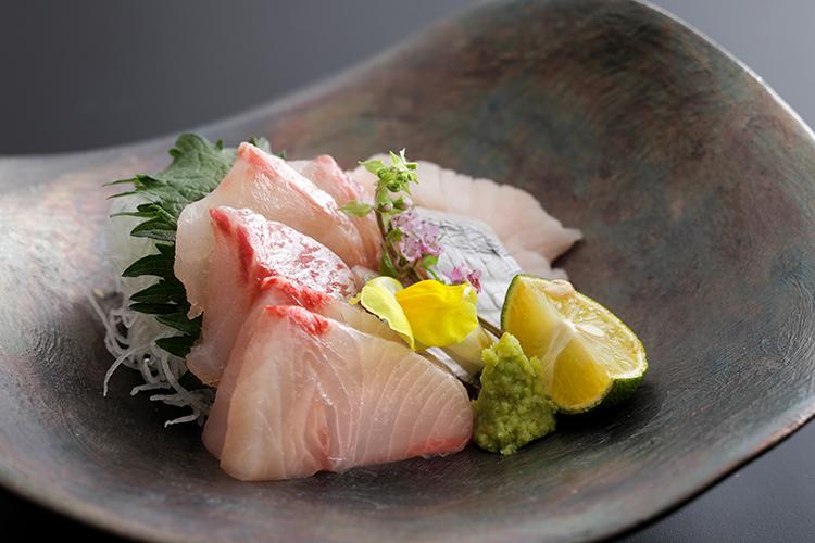 島の新鮮魚介の造り≪料理イメージ≫