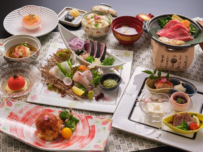 「土佐旬景春会席～物部川・嶺北の恵み編～」黒毛和牛や鰹の藁焼きタタキ、春の地物食材を堪能する和会席