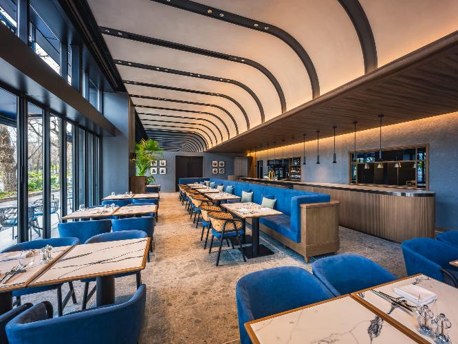 Anchor Grill Yokohama（1階）