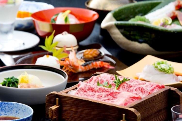 特選京風創作懐石（冬のイメージ）