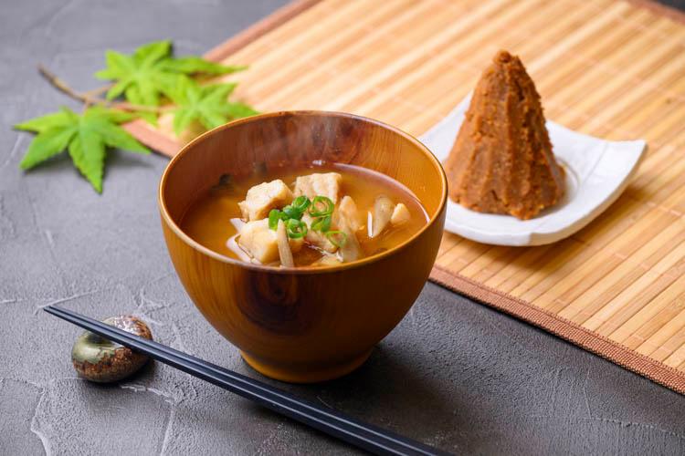 【富山駅前限定】富山名物たら汁。まろやかな味わいの富山県産ハト麦味噌と淡白なたらの相性抜群な一品