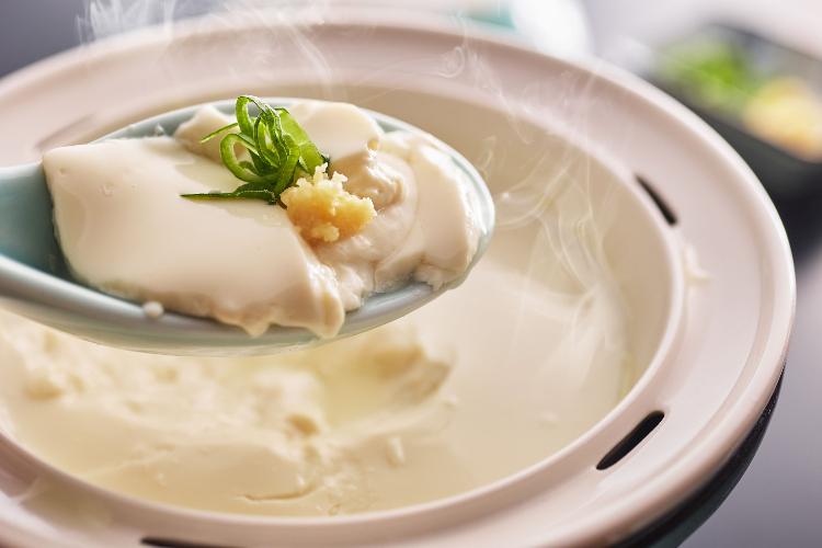 朝食　湯豆腐