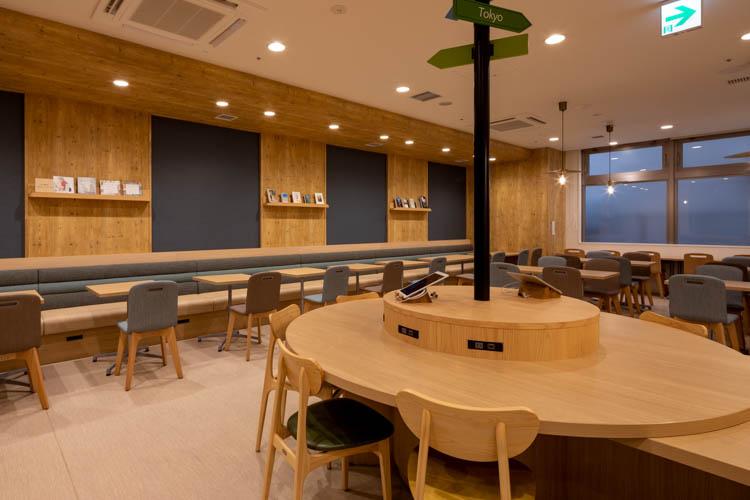 Comfort Library Cafe内に設置されているタブレットはご自由にご利用いただけます