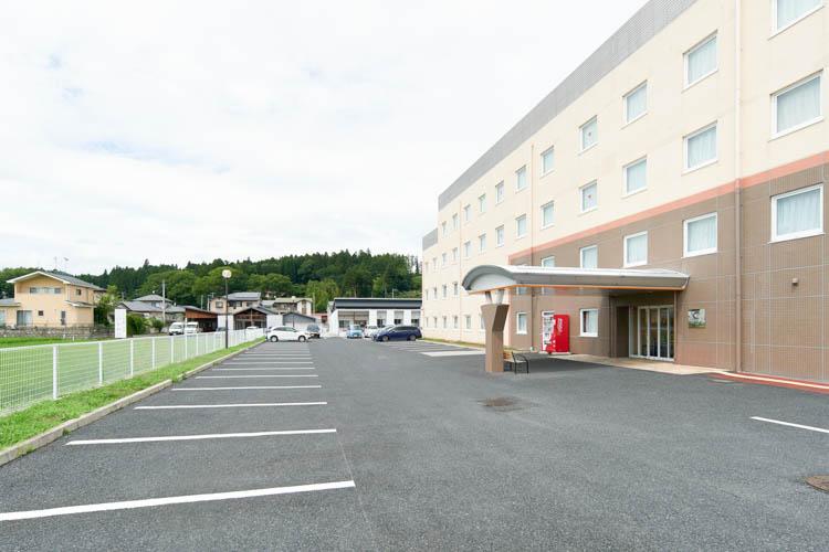 【敷地内駐車場】71台◆無料◆大型車事前問合せ