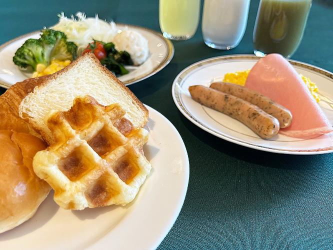 朝食バイキング一例