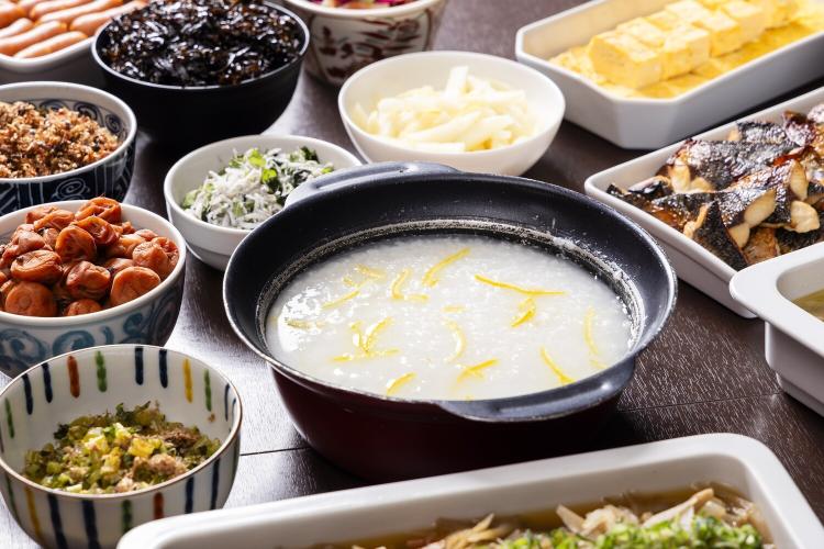 【朝食】ビュッフェメニュー例（柚子生姜粥）