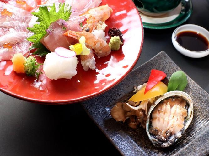 【極（きわみ）コース】海鮮もお肉もご堪能いただけます。