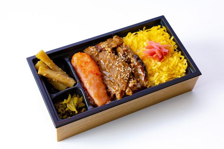 お部屋で朝食【黒豚めんたい弁当】辛子明太子と鹿児島黒豚の豪快な組み合わせ
