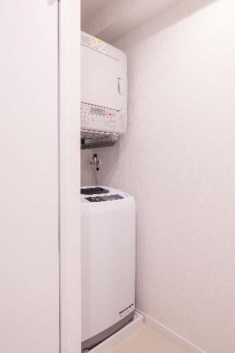全室、洗濯機、ガス乾燥機を設置