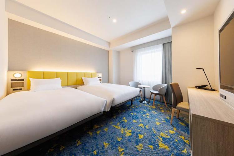 ツイン■21平米・ベッド幅110cm2台 ベッド1台につき未就学児1名まで添い寝ができます。