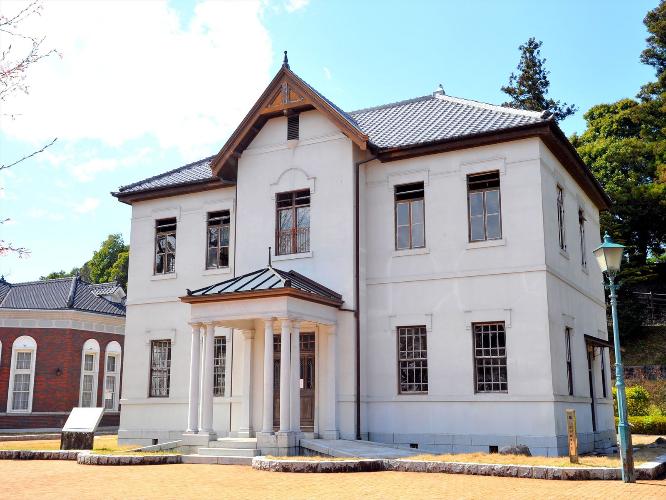 旧伊藤博文邸　伊藤博文自らが基本設計した2階建ルネサンス風の洋館です　写真提供：山口県観光連盟