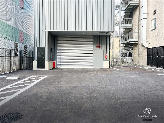 ホテル駐車場