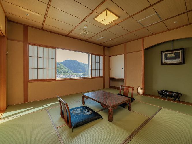 【特別貴賓室「珊瑚」】6畳の次の間でもお寛ぎいただけます。