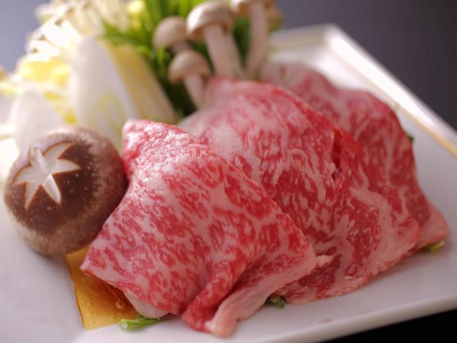 【能登牛しゃぶしゃぶ】上質な肉の旨味がふわっと広がる。お料理イメージ