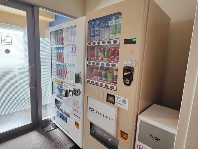 2F　自動販売機