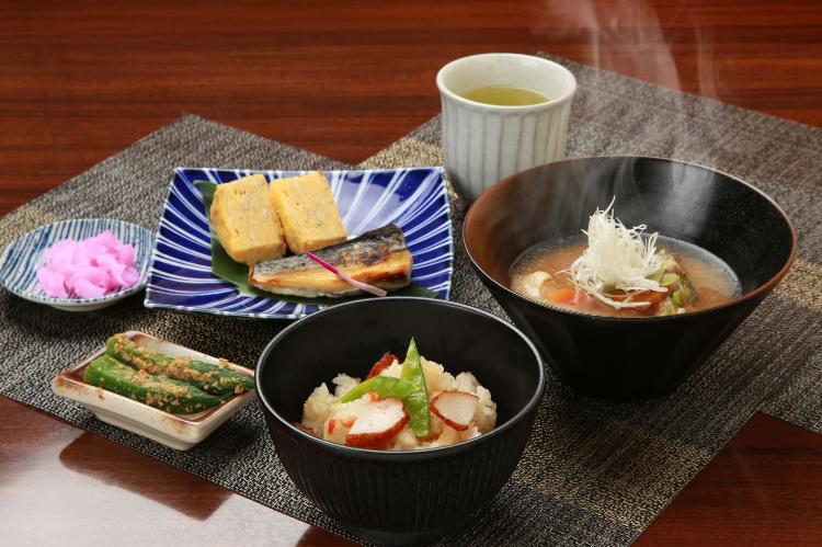 和朝食