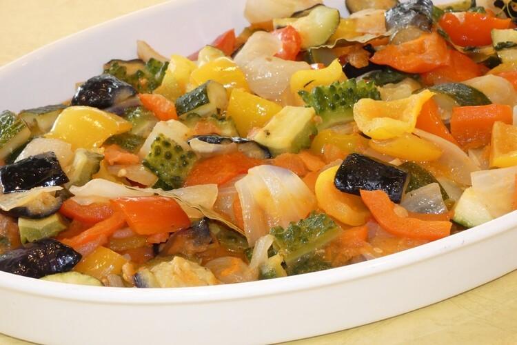 【朝食】4月〜6月　ラタトゥイユ：沖縄野菜のラタトゥイユ。軽やかに、ヘルシーに