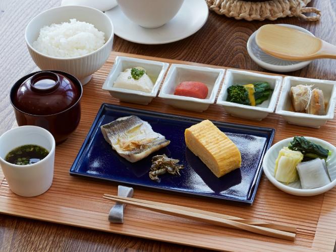 朝食はお好みで洋食『Breakfast』または和食『上五島の朝ごはん』をお選びください。