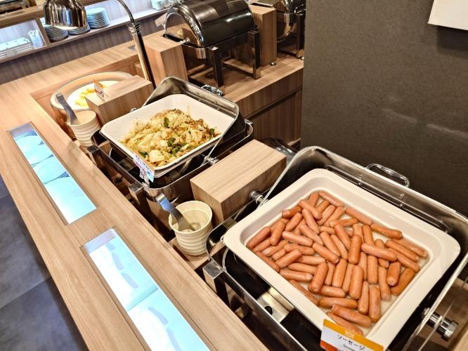 バイキング朝食では「日替わりメニュー」をご用意しております。