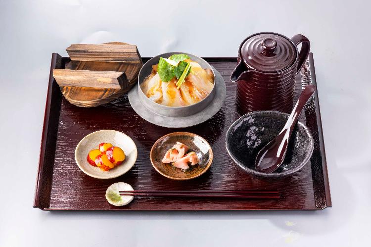 『海鮮茶漬け』(内容は仕入れ状況により変更になる場合がございます)
