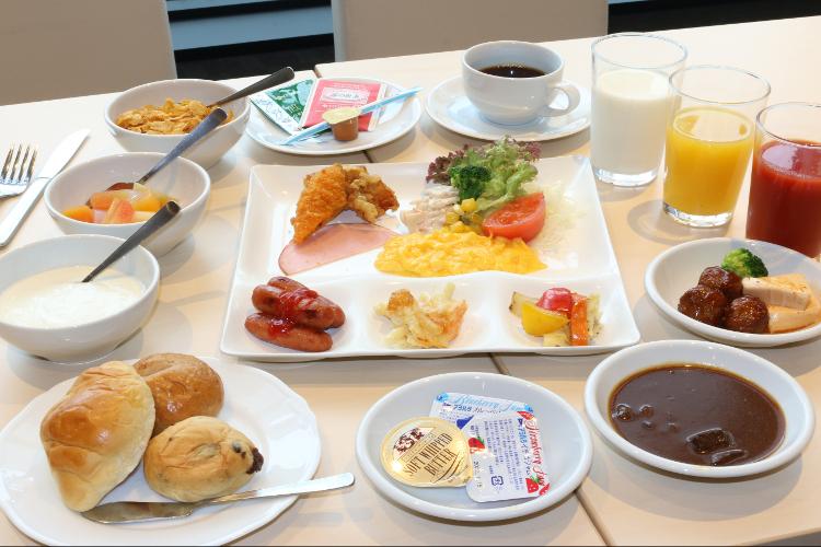 朝食ビュッフェ