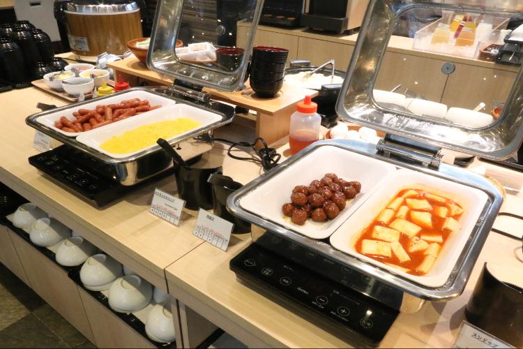 朝食ビュッフェ