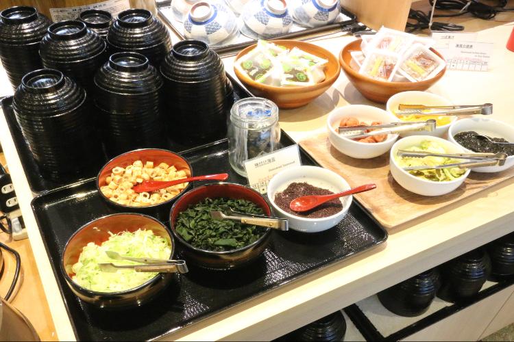 朝食ビュッフェ